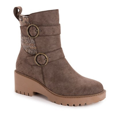 MUK LUKS Women's Finley Faith Boots