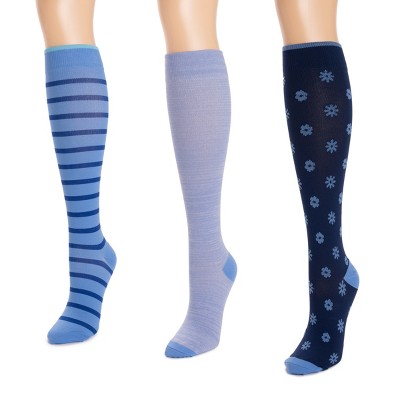 MUK LUKS Women's 2 Pair Pack Compression Socks