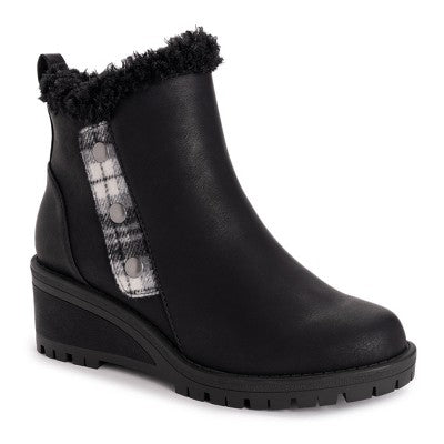  MUK LUKS Women's Norway Halden Wedge Booties