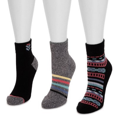  Muk Luks Women's 3 Pair Pack Quarter Crew Cotton Compression Socks