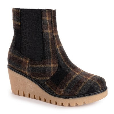  MUK LUKS Women's Vermont Essex Wedge Booties