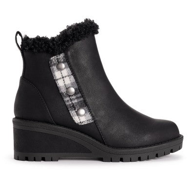  MUK LUKS Women's Norway Halden Wedge Booties