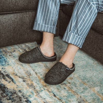  MUK LUKS Men's Gabriel Clog Slippers